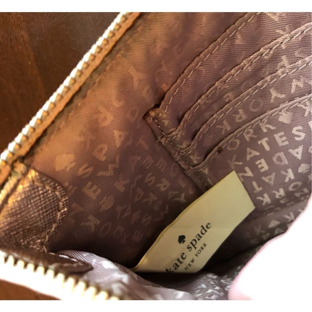 KATE SPADE ♠️ - 🎉HP🎉 EUC Rose Gold Metallic Leather Laurel Way Tinie Wristlet - Picture 8 of 16